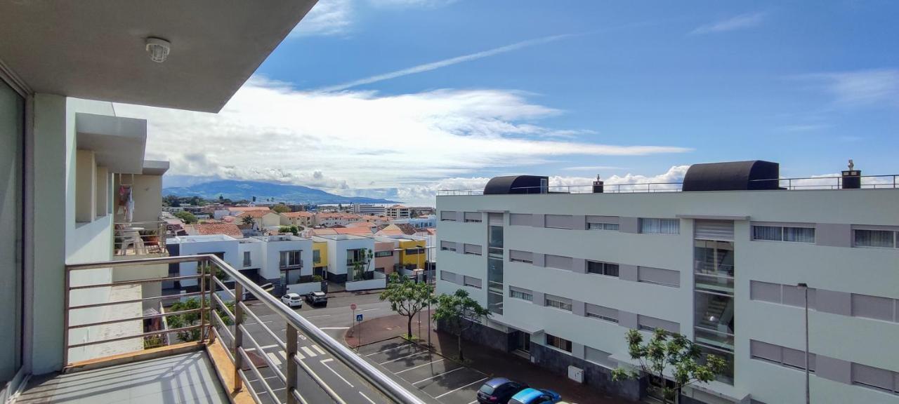 蓬塔德尔加达Atlantic West Town公寓 外观 照片